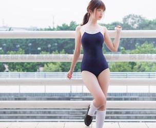 雯妹不讲道理的碧蓝航线黛朵，图包里的每一帧都让我停下来思考…