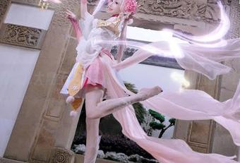 白衬衫和露儿大魔王：最新原图研究，从未见过的‘衬’途！