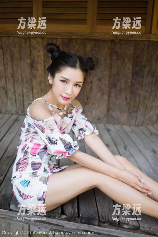 魅妍社 - 套图精选：看白沫穿水手服，我不禁要在脑海里翻起波涛。