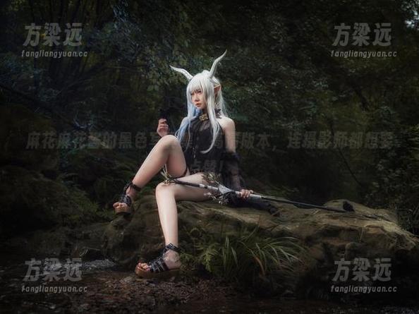 麻花麻花酱的黑色写真集：高清版本，连摄影师都想要点赞！
