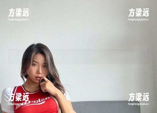 微密圈 - 更新来啦，短裙与黑饱宝：小心别被撩到